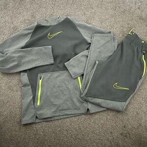 Nike Sweatsuit